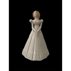 Vintage Bride Porcelain Ceramic‎ Rare Figurine  Wedding Day